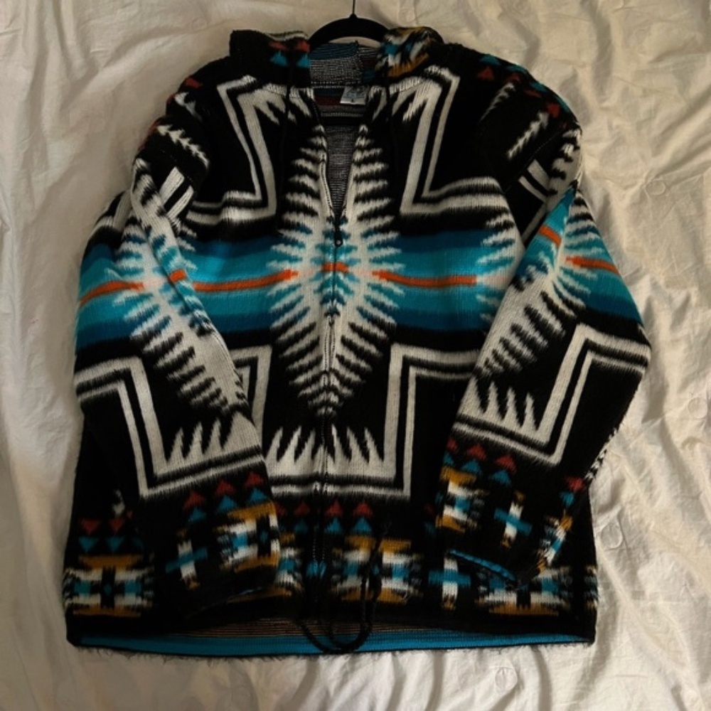 YARI Artesanias Hooded Full Zip Front Aztec Print Fleece Jacket size Large